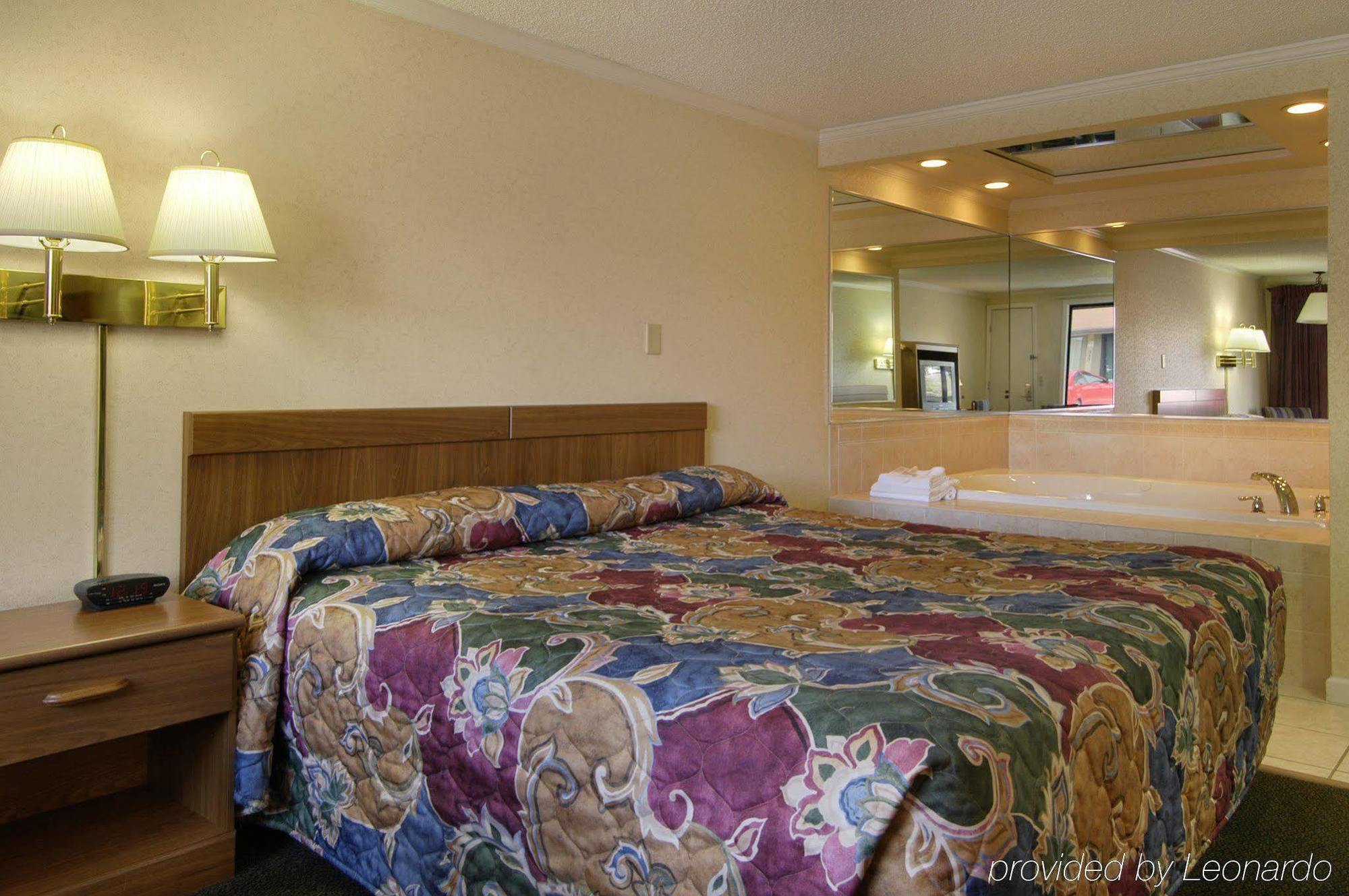 Days-Inn By Wyndham Liverpool-Syracuse Habitación foto
